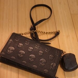 Betsey Johnson Black Skull Crossbody Bag